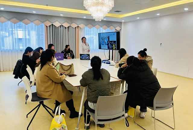 孕妈课堂 | 深耕母婴健康 赋能新手父母 孕妈课堂 | 深耕母婴健康 赋能新手父母